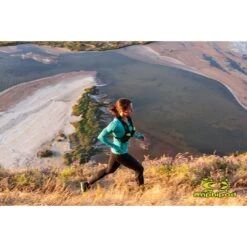 Amphipod PureRun Minimalist 24 Vest 2x Hydraform 12 Oz. Bottles -Coghlan's Store 1110 111