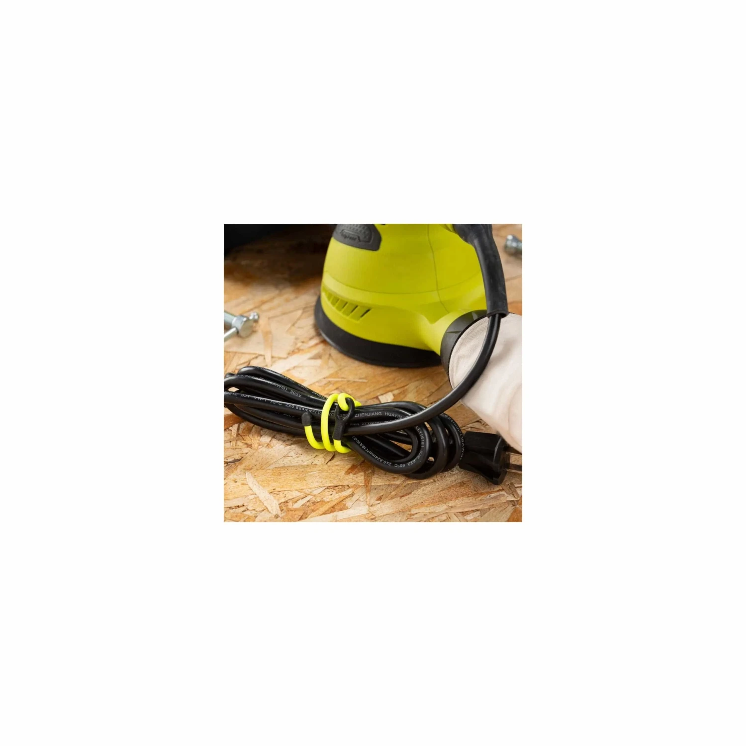 Nite Ize Gear Tie Loopable Twist Tie 18 In. 2 Nite Ize Gear Tie Loopable Twist Tie 18 In. - Image 2