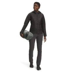 The North Face Stormbreak 3 Tent -Coghlan's Store NF0A3BYG Y10 modelback