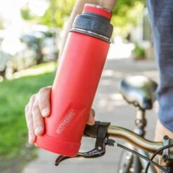 THE BOULDER - Insulated Water Bottle W/ Strainer - 20 Oz By EcoVessel -Coghlan's Store PearlSt Bike 2019 BLDR20RD 1