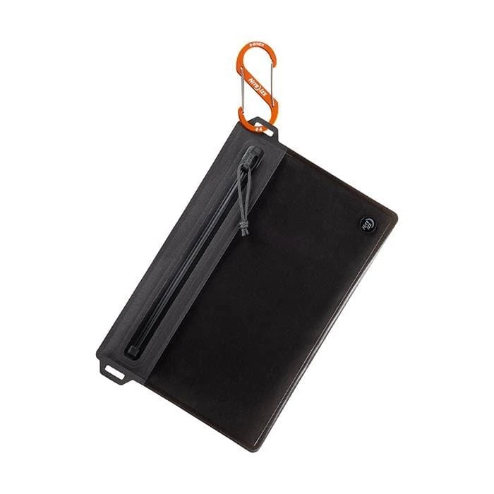 Nite Ize RunOffWaterproof Medium Travel Pouch 1 Nite Ize RunOffWaterproof Medium Travel Pouch