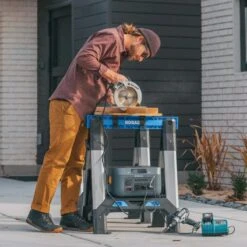 BioLite BaseCharge 1500 -Coghlan's Store i d58986bf ef2a 4970 9752 9f6110c967d9